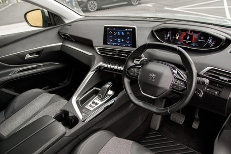 Peugeot 5008 PURETECH S/S ALLURE
