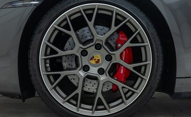 Porsche 911 Targa 4S (992) 31