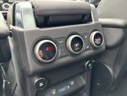 Land Rover Discovery 3.0 TD V6 HSE LUXURY SUV 5dr Diesel Auto 4WD Euro 6 (s/s) (258 ps) 13