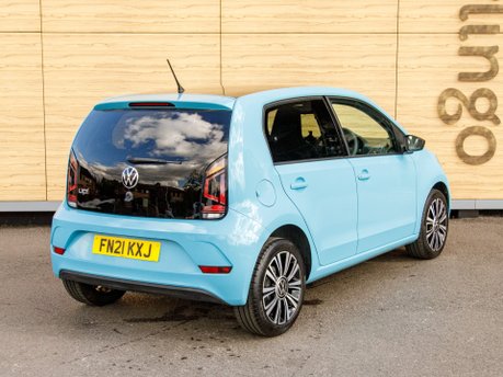 Volkswagen Up BLACK EDITION