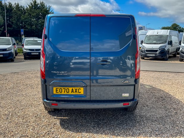 Ford Transit Custom AUTO SWB [SOLD KH] L1H1 Low Roof Limited 280 Air Con Alloys Cruise Sensors 7