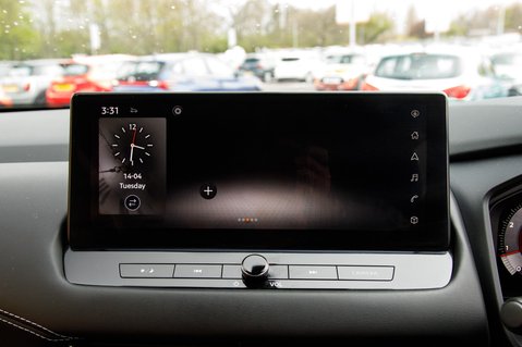 Nissan Qashqai DIG-T N-CONNECTA MHEV 23