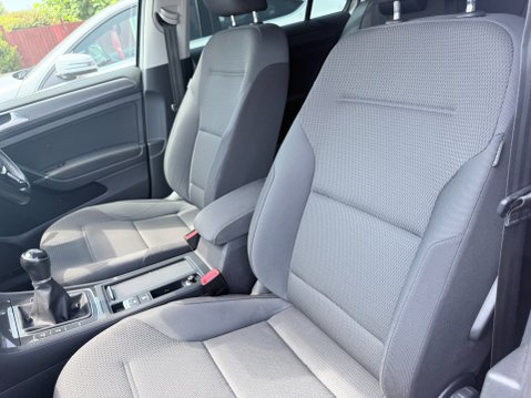 Volkswagen Golf MATCH TDI 10