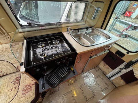 Autosleeper Symbol *** SOLD *** 18