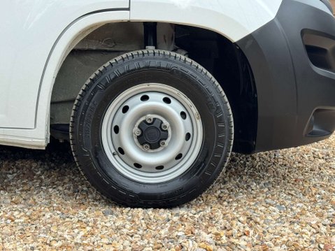 Fiat Ducato 2.2 Ducato 35 Tecnico MultiJet III 16