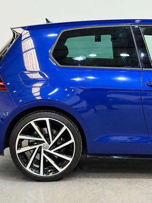 Volkswagen Golf 2.0 TSI R Hatchback 3dr Petrol DSG 4Motion Euro 6 (s/s) (310 ps) 1