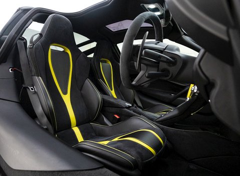 McLaren 720S Performance 12