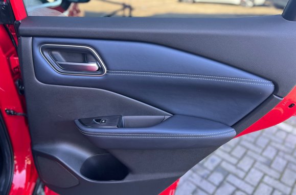 Nissan Qashqai DIG-T TEKNA DCT MHEV AUTO 23