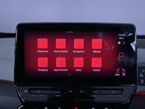 Volkswagen ID.3 Pro Performance 58kWh Family Hatchback 5dr Electric Auto (204 ps) Heated Se 54