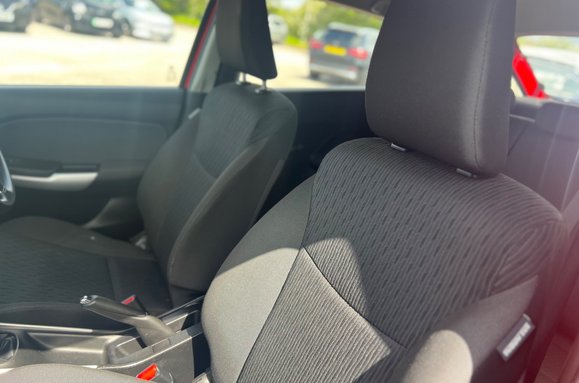 Suzuki Baleno 1.2 SZ3 DUALJET 5 DOOR 31
