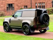 Land Rover Defender HARD TOP X-DYNAMIC HSE 30