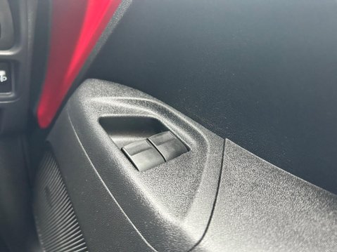 Toyota Aygo VVT-I X-PLAY 28