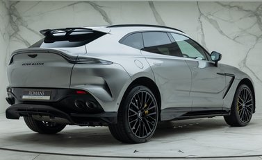 Aston Martin DBX 707 6