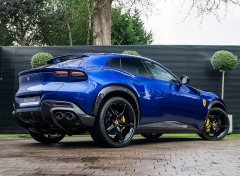 Ferrari Purosangue 4