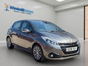 Peugeot 208 1.2 PureTech Signature Euro 6 (s/s) 5dr