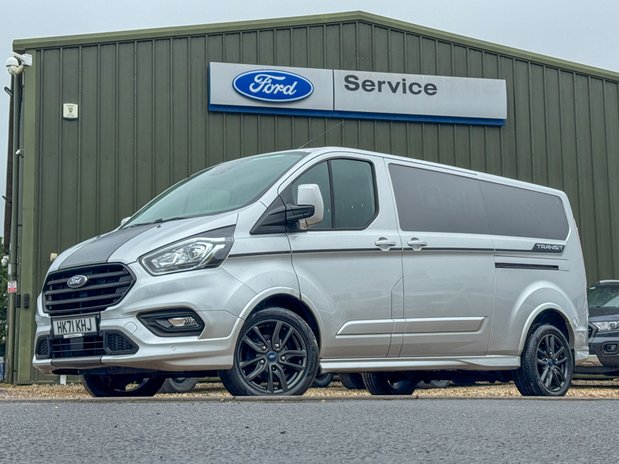 Ford Transit Custom LWB L2H1 Low Roof Sport 280 Air Con Alloys Sensors Cam Tow Bar EURO 6 1