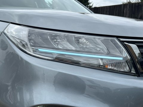 Suzuki Vitara SZ-T MHEV 17