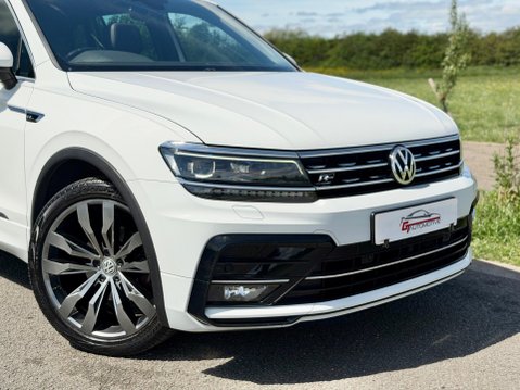 Volkswagen Tiguan 2.0 TDI R-Line Euro 6 (s/s) 5dr 18