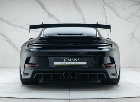 Porsche 911 GT3 (992) 8