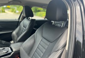 BMW 3 Series 318D SPORT 36