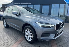 Volvo XC60 D4 MOMENTUM AWD AUTO 5