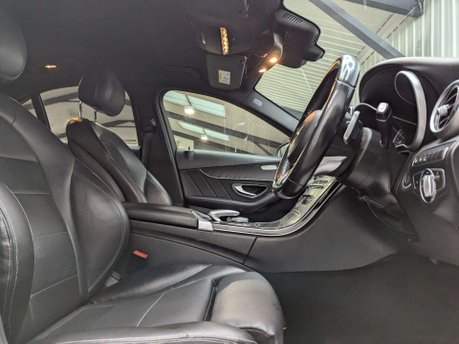 Mercedes-Benz C Class 2.1 C250 D AMG Line Auto 4dr 52