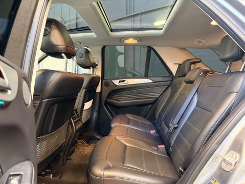 Mercedes-Benz GLE 3.0 GLE 350 D 4Matic AMG Line Premium+ Auto 4WD 5dr 35