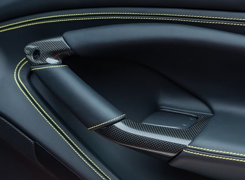 Ferrari F8 Tributo 29