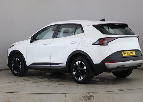 Kia Sportage 1.6 T-GDi HEV PURE 2