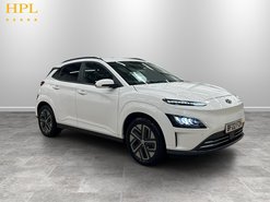 Hyundai KONA 64kWh Premium SUV 5dr Electric Auto (10.5kW Charger) (204 ps)