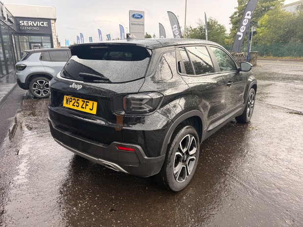 Jeep Avenger SUMMIT 7