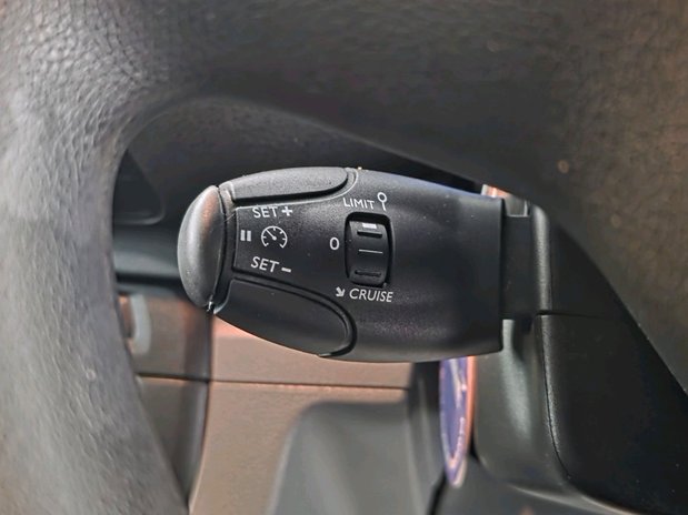 Vauxhall Vivaro VIVARO L2 DIESEL 2900 1.5d 100PS Dynamic H1 Van 18