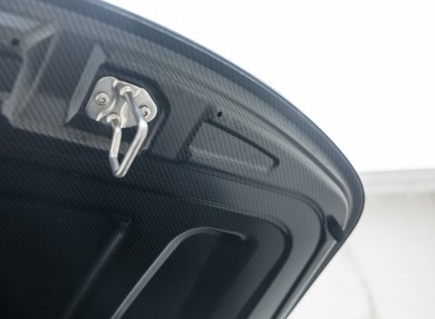 Porsche 911 (991) GT2 RS Weissach 60