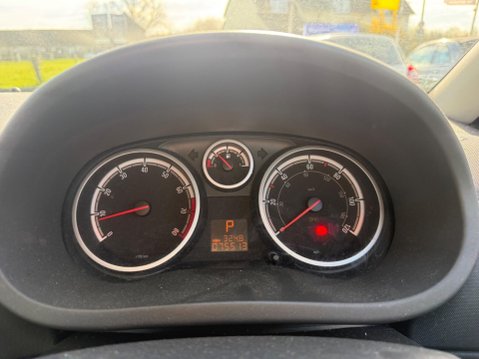 Vauxhall Corsa 1.4i 16v Exclusiv 5dr 13