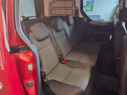Peugeot Partner TEPEE OUTDOOR HDI 24