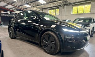 Tesla Model Y PREMIUM LONG RANGE AWD Diamond Black GROK AI Heated & Vented Seats 1 Owner 1