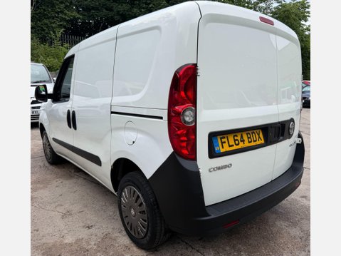 Vauxhall Combo 1.3 CDTi 2000 ecoFLEX 16v Panel Van 3dr Diesel Manual FWD L1 H1 (126 g/km, 14