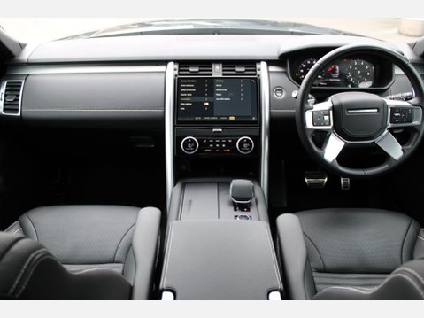 Land Rover Discovery R-DYNAMIC HSE MHEV 12