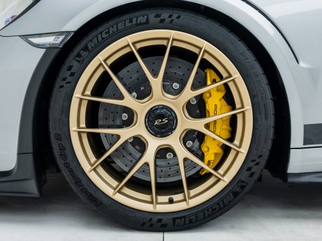 Porsche 911 GT3 RS Weissach (991.2) 