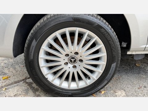Mercedes-Benz Vito 116 PREMIUM L1 15