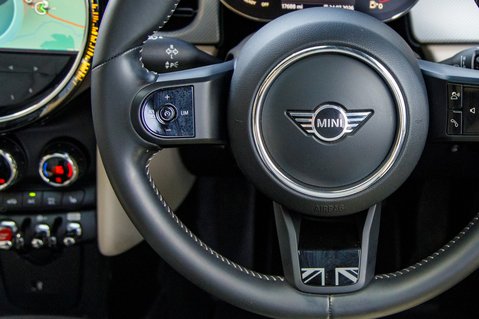Mini Hatch COOPER EXCLUSIVE 18