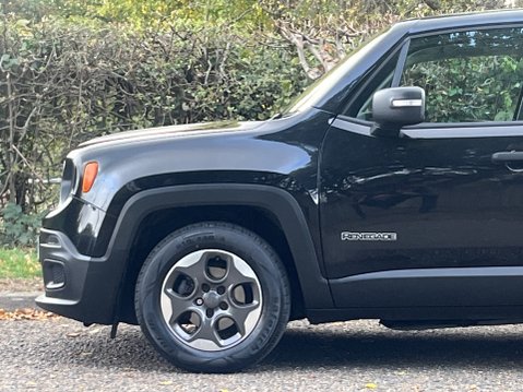 Jeep Renegade M-JET SPORT 9