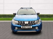 Mitsubishi L200 2.4 L200 Barbarian DI-D Auto 4WD 2