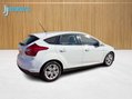 Ford Focus 1.6 TDCi Titanium Navigator Hatchback 5dr Diesel Manual Euro 5 (s/s) (115 p 23