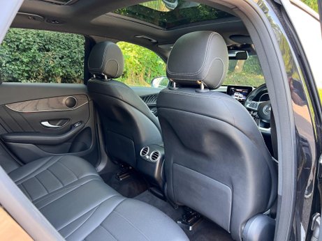 Mercedes-Benz GLC 2.1 GLC220d AMG Night Edition G-Tronic+ 4MATIC Euro 6 (s/s) 5dr 28