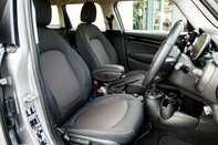 Mini Hatch COOPER CLASSIC 26