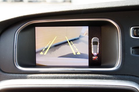 Volvo V40 T2 MOMENTUM NAV PLUS 23