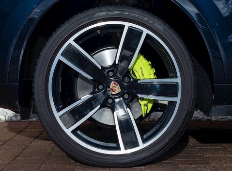 Porsche Cayenne E-Hybrid Coupé 10