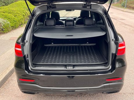 Mercedes-Benz GLC 2.1 GLC250d AMG Line (Premium) G-Tronic+ 4MATIC Euro 6 (s/s) 5dr 35