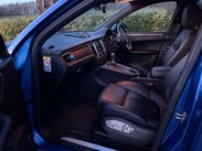 Porsche Macan 2.0 Macan Semi-Auto 4WD 5dr 40